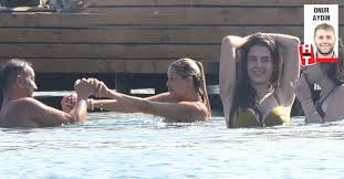 Check spelling or type a new query. Emine Un S Wife Tolga Karatas And Her Daughter Duru In Bodrum Magazin Nachrichten