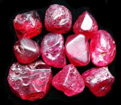 Rubies Are Often Confused With Spinels In Fact The British Crown Jewels Include A Spinel Called The Black Prince S Ruby That Was Crystals Red Spinel Spinel