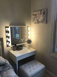 The Dressing Table Is Extremely Important For Girls Who Love Beauty Page 62 Of 71 Bedroom Decor Room Decor Apartment Decor
