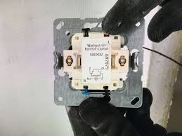 Wie Kontrollschalter Richtig Anschliessen Elektroinstallation Selber Machen Elektroinstallation Elektro