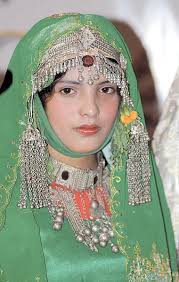 Enjoy With A Yemeni Wedding Traditional Outfits Yemeni Clothes Fashion