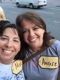 Moe Caryl (@moecaryl)