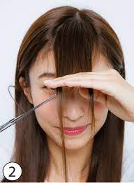 顔型別 前髪セルフカットで小顔 切り方 スタイリング術も伝授 ヘアスタイリング 前髪 セルフカット セルフカット