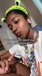 Best decision lf my  life.#fypシ#foryoupage#4u#viral#promsuits#women#foru#corset