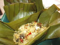 Dibungkus dengan daun pisang dan dimasak dengan cara mengukus, tentu semakin membuat aromanya menggiurkan. Botok Alchetron The Free Social Encyclopedia