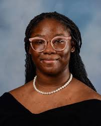 Congratulations to senior Lundon Holts, who is the recipient of The Gates  Scholarship, which is awarded annually to exceptional student leaders  across the country with the intent of helping them realize their