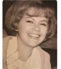 Lourdes Wise's Instagram, Twitter & Facebook