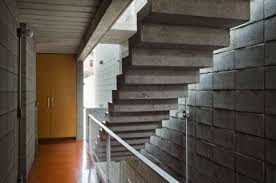 There are several different strategies for hanging pictures on a staircase wall all over the web, but i couldn't find a video explaining it.this is a short s. Suspended Staircases 18 Hanging Stair Tread Sets Urbanist