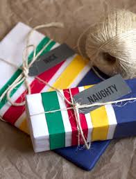 Diy Hudson Bay Blanket Gift Wrap Gifts Hudson Bay Blanket Holiday Gift Wrap