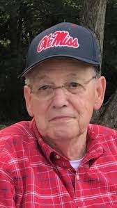 Beth Justus's Instagram, Twitter & Facebook