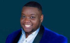 Derek Baugh's Instagram, Twitter & Facebook