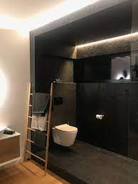 Glas wirkt zum einen modern und auf der anderen seite kann das tageslicht und die beleuchtung den duschbereich weiterhin ausleuchten. 30 Badezimmer Beleuchtung Ideen Badezimmer Licht Bad