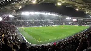 Founded in 1904, the club plays in the championship, the second tier of english football. Hull City Afc V Leicester City Fc Pre Game Light Show Kc Stadium 27 10 15 Youtube