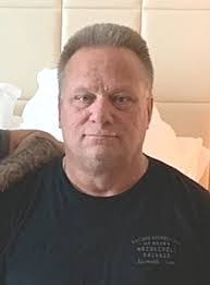 Lee Storey's Instagram, Twitter & Facebook