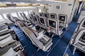 Boeing 747 8 intercontinental interior. Inside The Lufthansa Boeing 747 8i