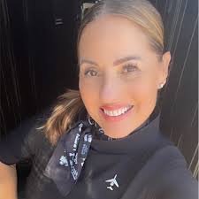 Good morning from 35,000ft 😊☀️🛩️ Fall is in the air. Shine your light  today! Northern Jet 🛩️