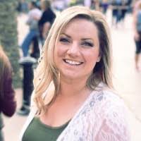 Lisa Fiene's Instagram, Twitter & Facebook