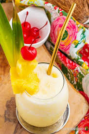 Serving size is up to you, but for this recipe card, i assumed 4 servings of 16 oz each. Easy Frozen Pina Colada Recipe Love From The Oven