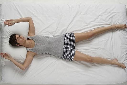 Nguyên nhân đau lưng về đêm và khi ngủ và Cách khắc phục giảm đau | Blog