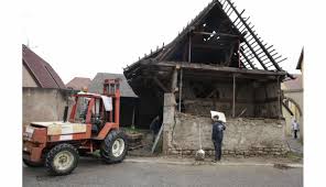 Patrimoine. [Diaporama] Sainte-Croix-en-Plaine : la grange Birgaentzlé  finalement démontée