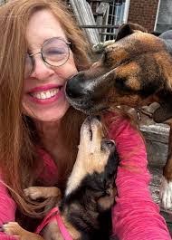 Kathy Naquin's Instagram, Twitter & Facebook