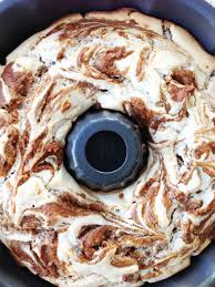 It has a sweet taste but not overly so, with a soft and impossibly light crumb and hints of and if you wanna play it fancy (you do!), may we suggest topping it with a cream cheese sprinkled with matcha powder to make it next level pretty and tasty. Skinny Pumpkin Spice Cream Cheese Bread The Skinny Fork