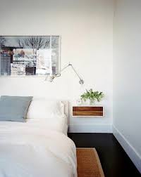Nachttisch Zum Einhangen Praktische Schlafzimmerlosung Kleiner Nachttisch Mode Schlafzimmer Ideen Fur Kleine Schlafzimmer