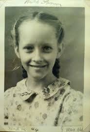 Dianna Shaw's Instagram, Twitter & Facebook