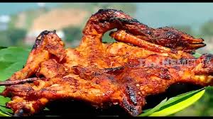 Dari jawa tak kalah terkenal adalah menu ayam panggang madu. Rahasia Ayam Panggang Wonogiri Yang Super Lezat Ragam Indonesia 07 05 20 Youtube