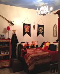 Geeky Teens Room Magical Decorating Ideas For Harry Potter Fans Harry Potter Room Decor Harry Potter Bedroom Harry Potter Room