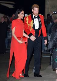 Prince harry and meghan markle announced their plans to step back from their royal duties in 2020. Meghan Markle And Prince Harry S 2020 Holiday Card