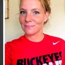 Lora Pace's Instagram, Twitter & Facebook