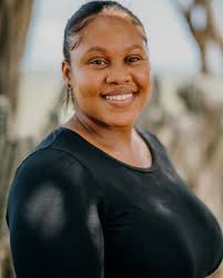 GANA 4 TICKETS TO ANTILLIAANSE FEESTEN!! 🎟🎶🇧🇪 Calling all Dutch  Caribbean students & young professionals at #Zomercarnaval! 🇳🇱🌴💃 Don't  miss out