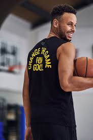 So, with steph's warriors playing against seth's philadelphia 76ers on monday night at wells fargo center, the curry brothers honored their favorite tasty treats. Stephen Curry Is Ready To Prove Everyone Wrong Again Gq