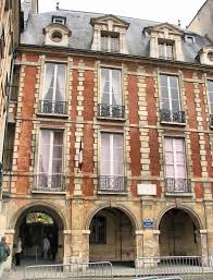 Place Des Vosges Maison De Victor Hugo Paris Travel French Architecture Paris France