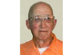 Dean Artz Obituary (1930