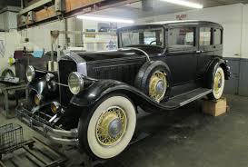 Image result for Monarch Maroon 1929 Pierce-Arrow