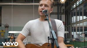 Het gaat het zangduo suzan en freek, deelnemers aan programma 'beste zangers' voor de wind. Suzan Freek Don T Let Me Down Official Video Youtube