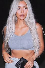 Pinterest Deborahpraha Kim Kardashian Platinum Blonde Hair Color Ideas Hairstyles Kim Kardashian Blonde Kardashian Style Long Hair Styles