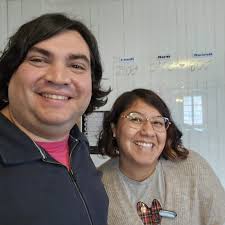 Visite inspirante au Centre-Femmes La Passerelle du Kamouraska 🙌 Anne  Loranger-King, directrice de la programmation Québec, Marie-Ève Laramée,  gestionnaire des programmes au Québec et Sebastián Vielmas, conseiller  principal en communications et médias