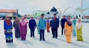 The city houses the kota setar district administrative centre at muadzam shah and anak bukit, the royal city of kedah. Pejabat Agama Daerah Kota Setar Home Facebook