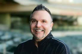 Tommy Viola Joins Knothole Foundation as Chief Communications Officer