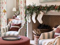 Check out 6 different christmas mantel ideas mantel decorating ideas for the christmas season. 40 Christmas Mantel Decorating Ideas How To Decorate A Holiday Fireplace Mantel Hgtv