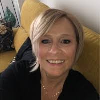 Gilda Gross's Instagram, Twitter & Facebook