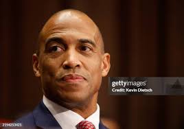 17,960 Senate Dirksen Building Stock Photos, High-Res Pictures, and Images 