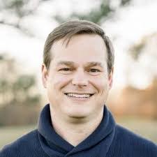 Alberto Fraire's Instagram, Twitter & Facebook