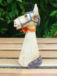 Pferd Pony Zaunhocker Gartenfigur Gartenkeramik Pappmache Tiere Hand Gebaut Keramik Gartenkeramik