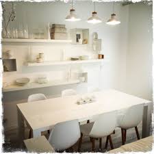Decoration By Sophie Ferjani Source Facebook Sophie Ferjani Pour Maison A Vendre M6 Salle A Manger Blanche Idees Pour La Maison Deco Maison