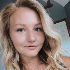 Caitlin Hutton (@hut_nut)