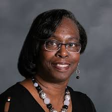 Sandra Forbes's Instagram, Twitter & Facebook